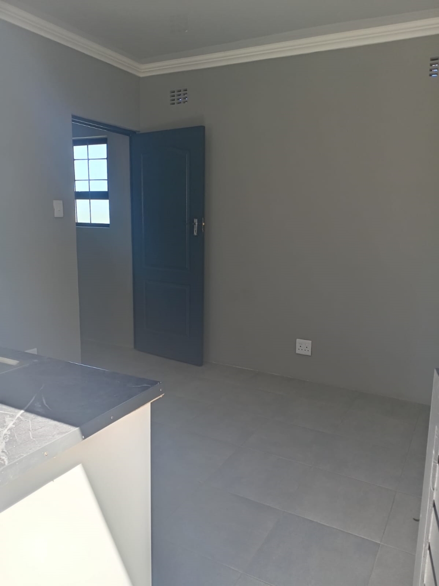 To Let 1 Bedroom Property for Rent in Buffalo Flats Eastern Cape